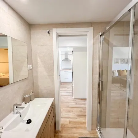 Bright & Cozy Acuario Beach&pool بينالماذينا