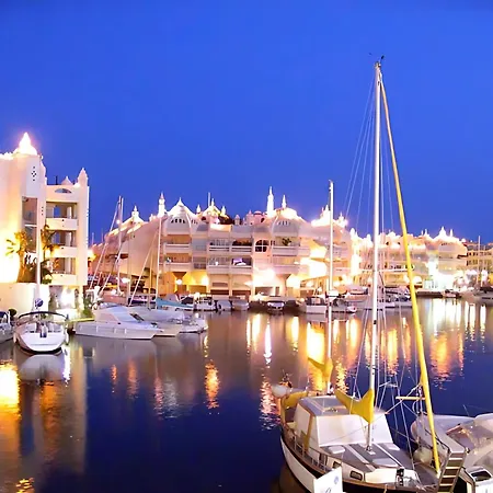Апартаменты Bright & Cozy Acuario Beach&pool *